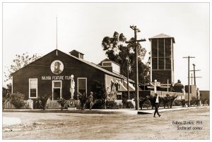 Balboa Southeast corner
